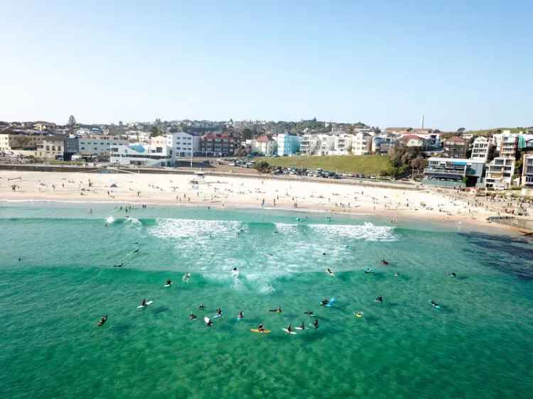 Elegant Family Home In The Heart Of Bondi Beach