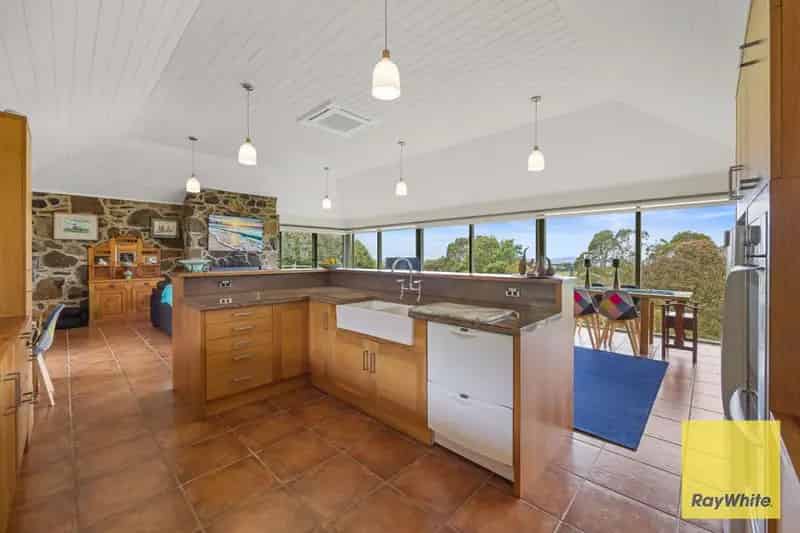 Buy Rural Property with Stunning Views in Ruby Rock