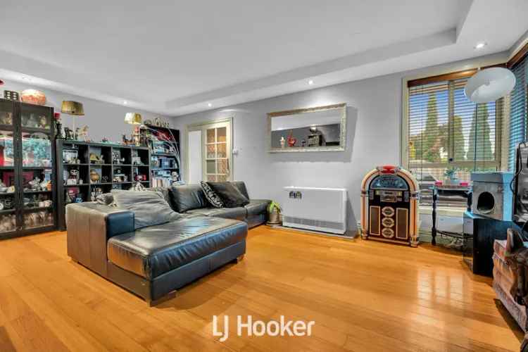 House For Sale in Melbourne, Victoria