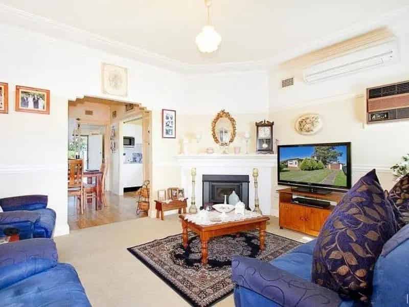 Real Estate For Lease - 260 Macquarie Street - South Windsor , NSW