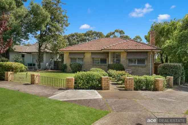 House For Sale in Melbourne, Victoria