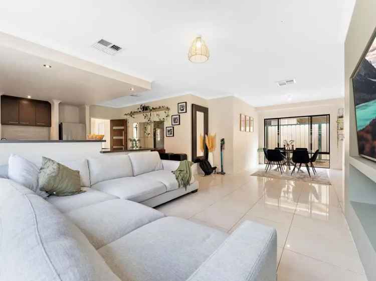 House For Sale in City of Cockburn, Western Australia