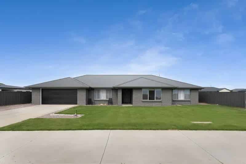 Spacious & Near New Family Home