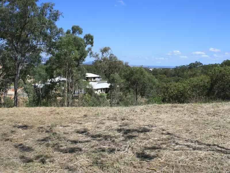Buy land to build your dream home in West Gladstone with stunning views