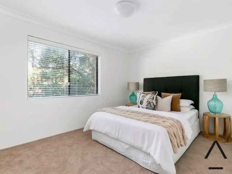 Coogee Apartment For Lease - Beachfront Living