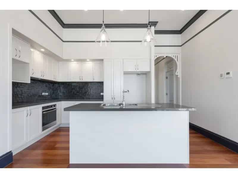 Live In The Heart Of Paddington!