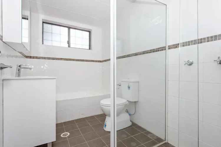 2 Bedroom Apartment 165m² in Sydney North Parramatta