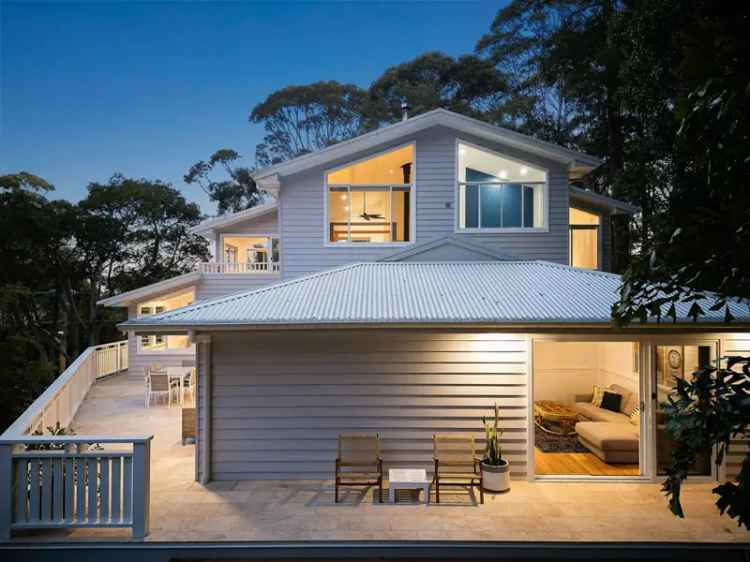 Renovated family retreat just minutes from North Avoca Beach