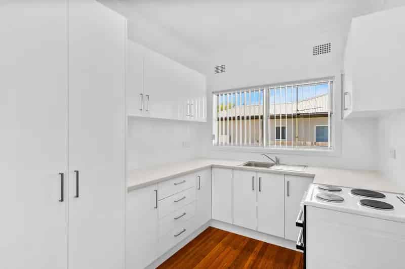 Real Estate For Lease - 167 The Avenue - Figtree , NSW