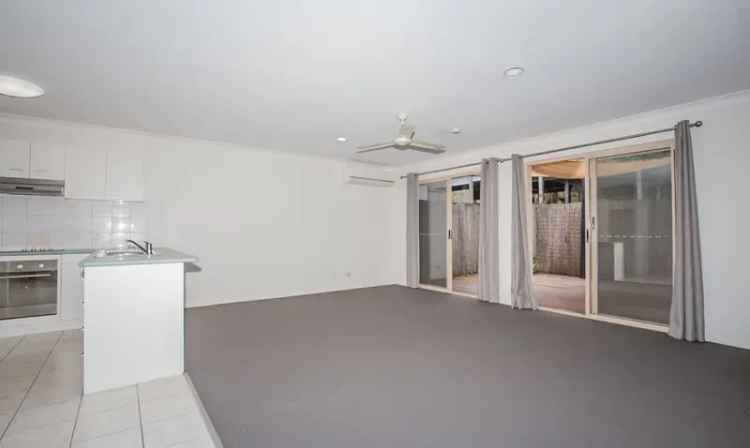 Annerley 2 Bedroom Unit - Close to Shops & Transport