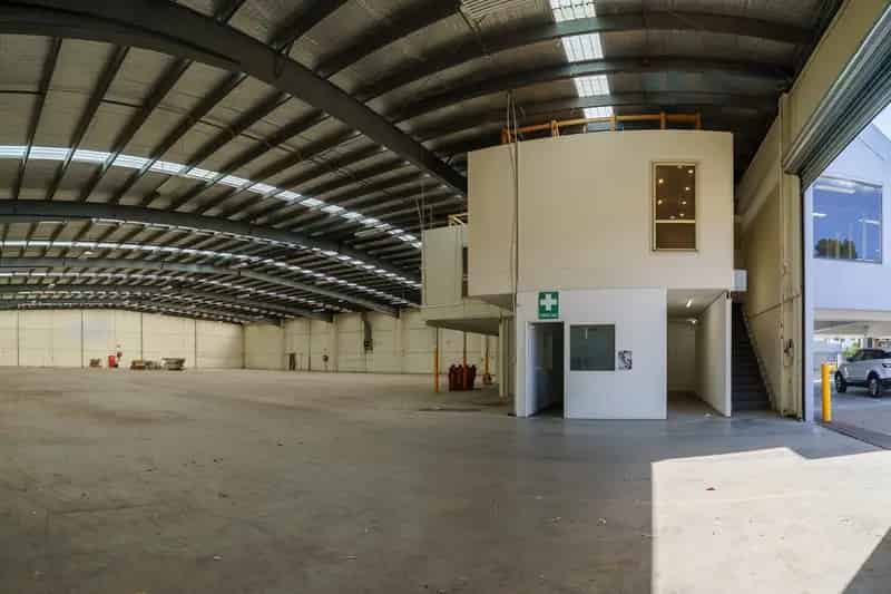 Versatile Warehouse and Offices