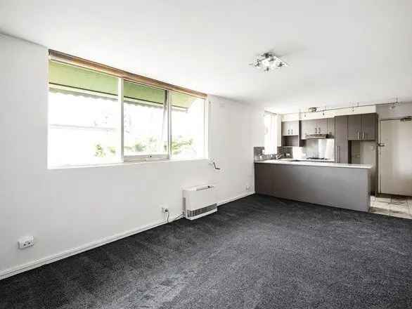 Apartment For Rent in Melbourne, Victoria