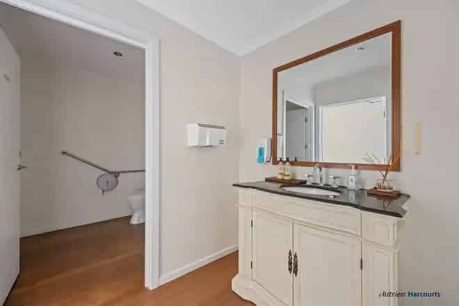 House For Sale , 35, Maroondah Highway, Alexandra, Victoria