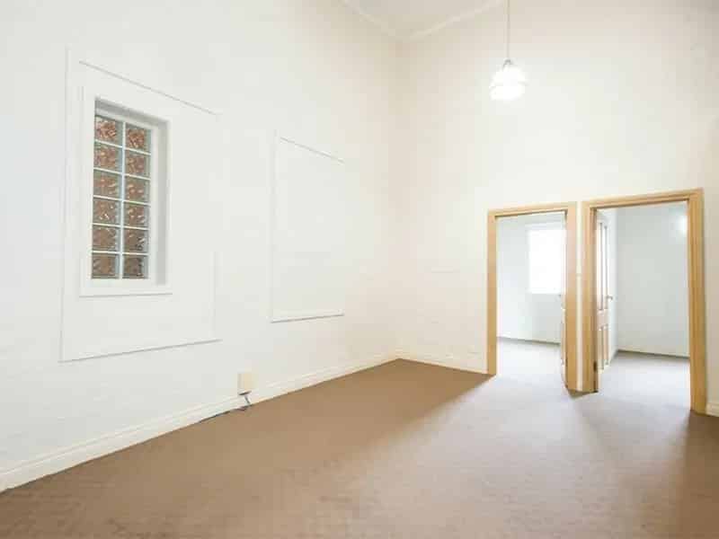 2 rooms apartment of 215 m² in Melbourne