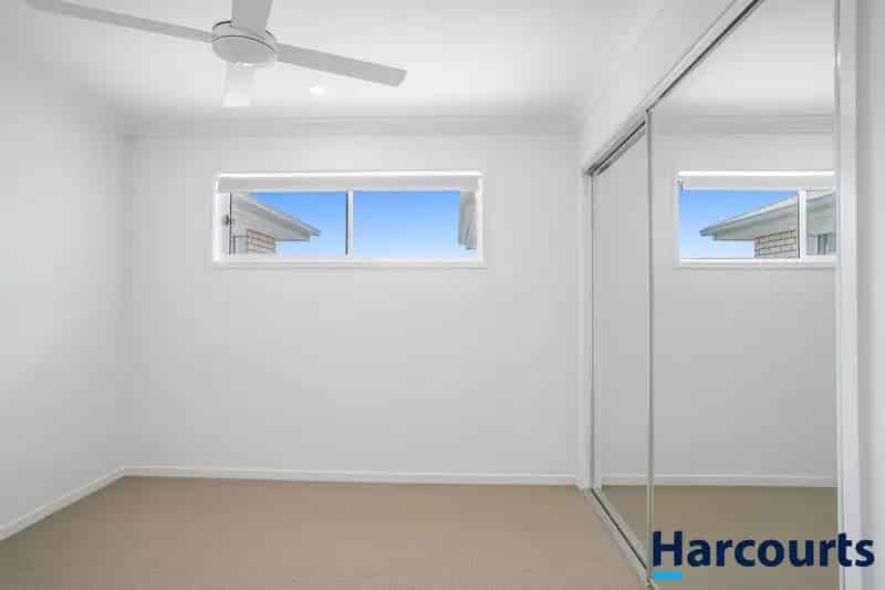 Effortless Living in a Brand-New, Light-Filled Duplex!