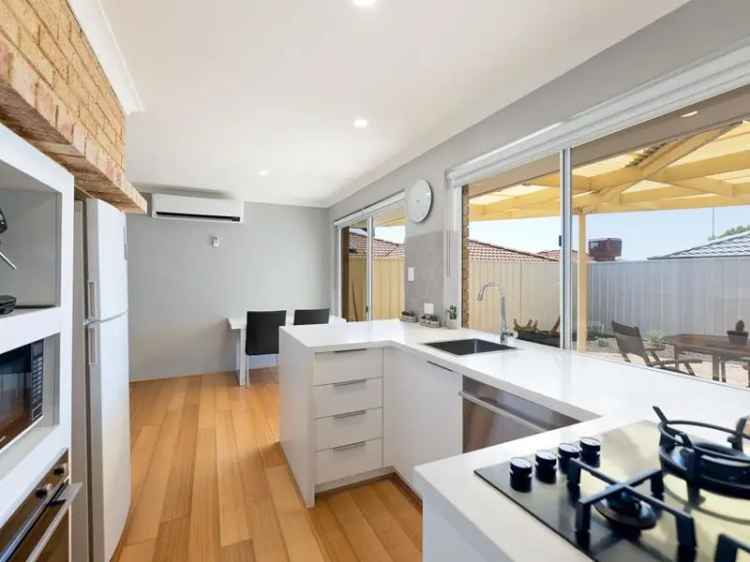 Villa For Rent in City of Stirling, Western Australia