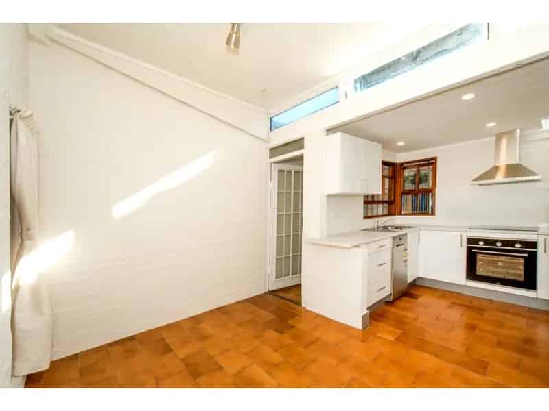 Modern One Bedroom Terrace