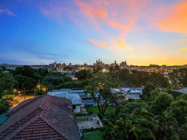 Exceptional Opportunity, 180 Degree Views - Ascot Hill