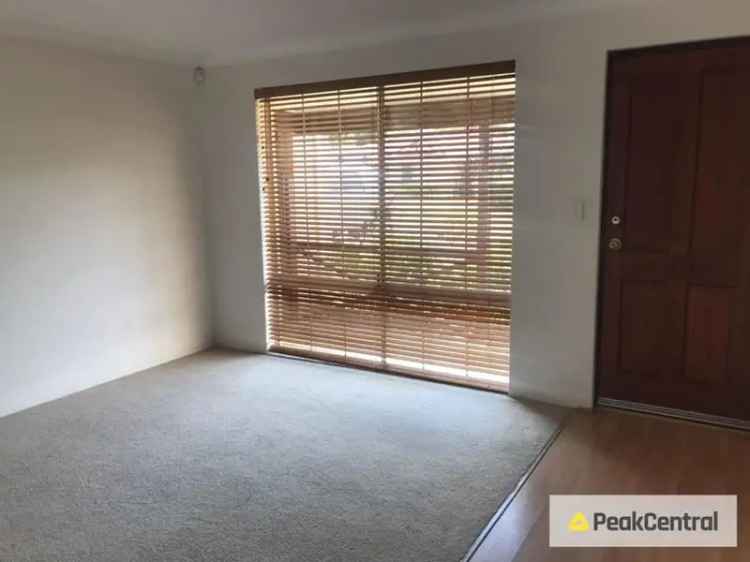 House For Rent in City of Cockburn, Western Australia