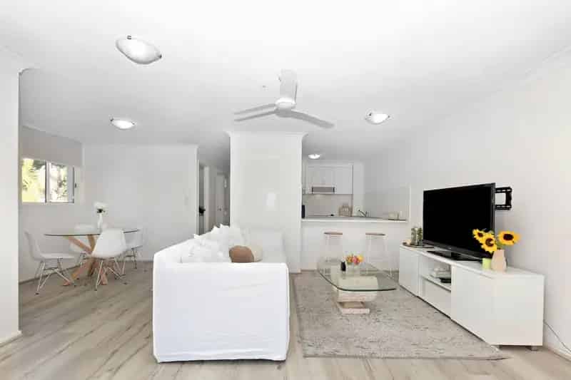 Real Estate For Lease - 6/16 Stanhill Drive - Surfers Paradise , QLD
