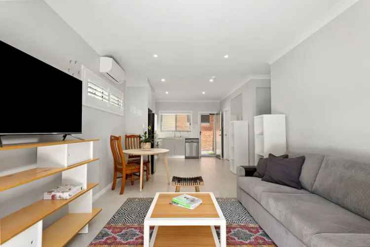 Granny Flat for Lease Mount Colah - 2 Beds, Open Plan Living