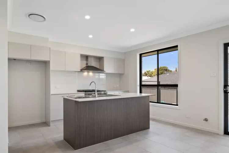 Buy House in Tahmoor with Modern Elegance and Granny Flat