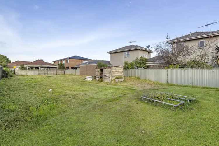 House For Sale in 12, Kinnane Crescent, Melbourne, Victoria