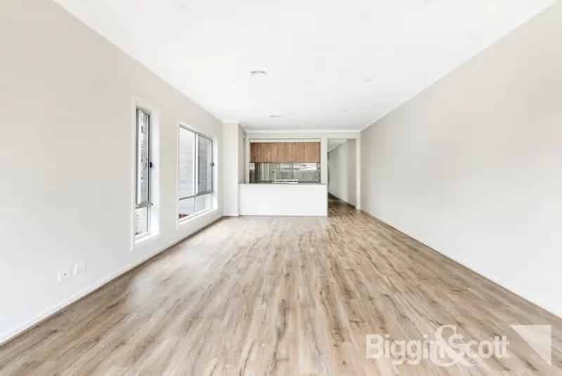 5 rooms house of 285 m² in Melbourne