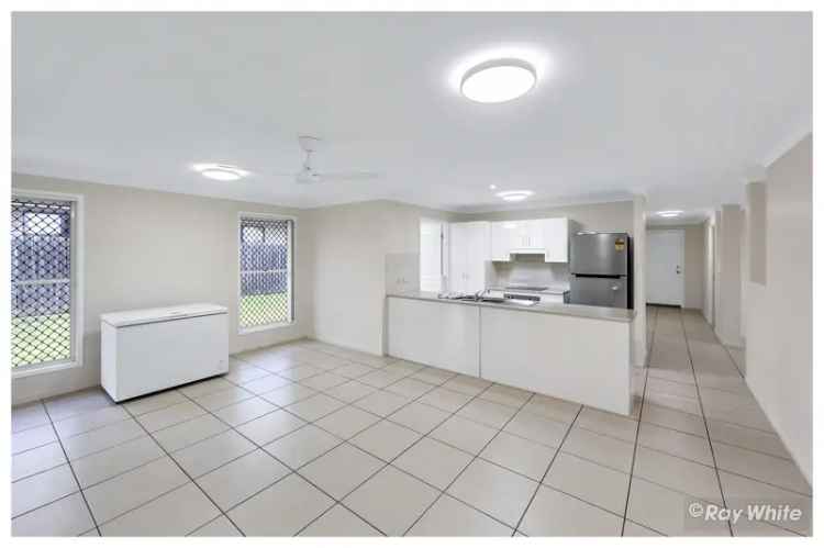 Rent Family Home with Spacious Living Area in Rockhampton