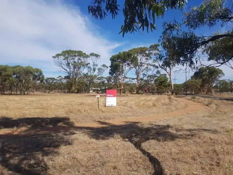 Vacant Land Opportunity in Moora