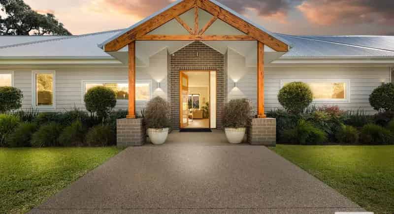 House For Sale , 64, Whitestone Place, City of Wodonga, Victoria
