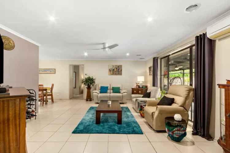 Buy House in Isabella Plains with Spacious Bedrooms and Outdoor Spa