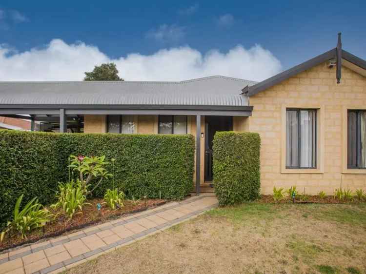 House For Sale in City of Swan, Western Australia