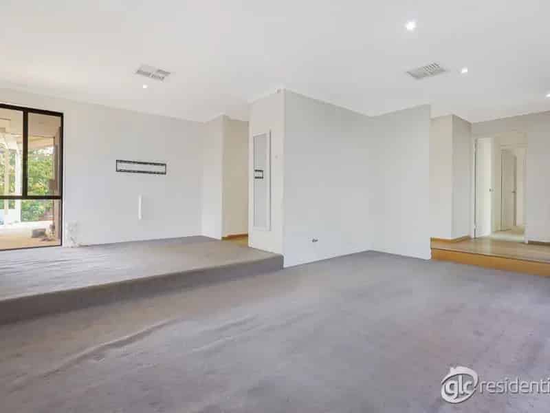House For Sale , 13, Peters Way, City of Cockburn, Western Australia