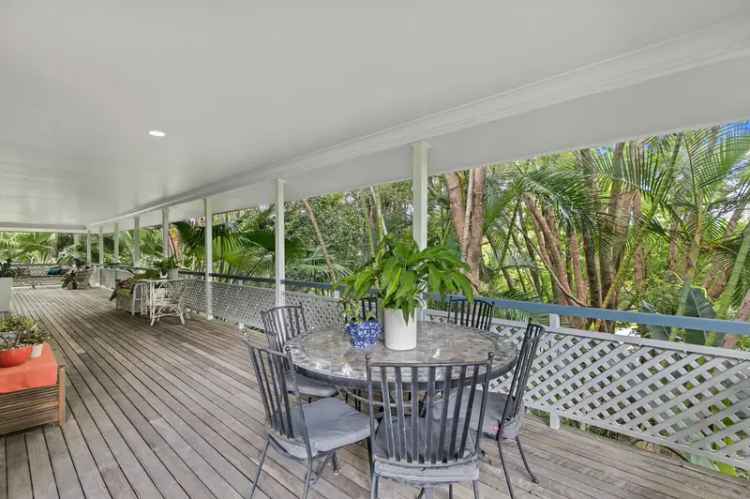 House for Sale in Burnside with 4 Bedrooms and Tropical Gardens