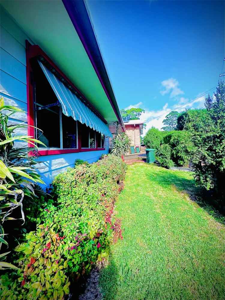 Entertainer Pool Home Near Batehaven Batemans Bay