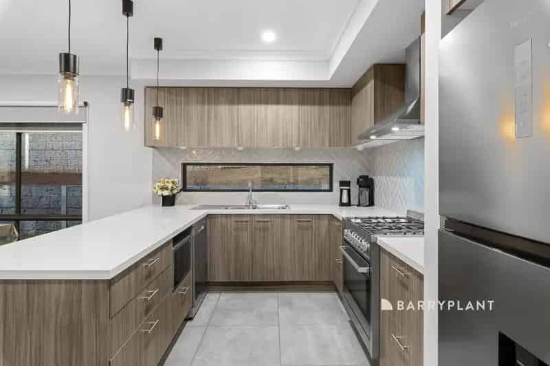 Elegant Family Living in the Prestigious Waterford Rise Estate!