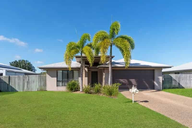 125 Daintree Drive, Bushland Beach QLD 4818 - House For Lease
