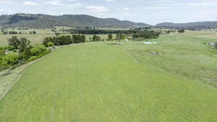 Rural For Rent in Watsons Creek, New South Wales