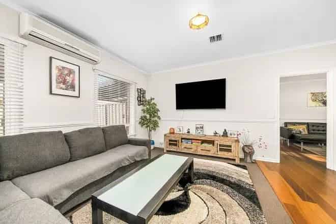 House For Sale , 6, McVeigh Place, Melbourne, Victoria