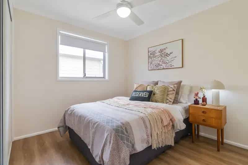 Real Estate For Lease - 84a Macquarie Road - Cardiff , NSW