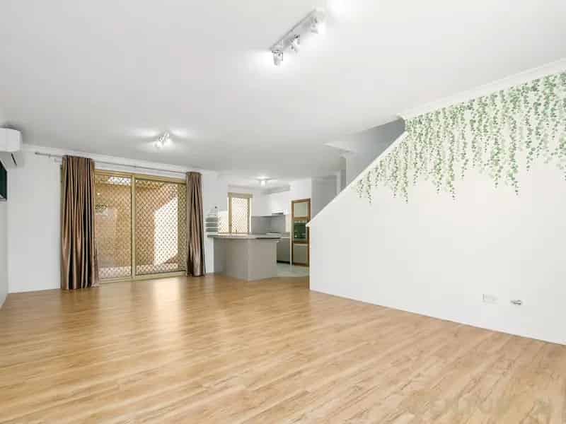 19 Gochean Avenue, Bentley WA 6102 - House For Lease