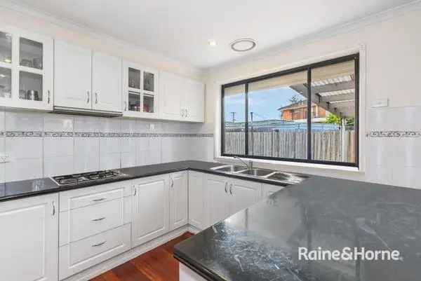 House For Sale in Melbourne, Victoria