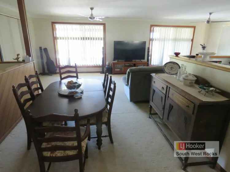 House For Sale in South West Rocks, New South Wales