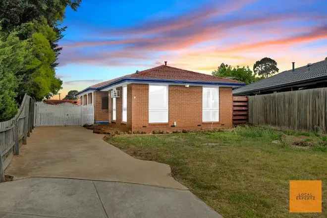 Fully Renovated Mossfiel Estate Home Four Bedrooms Modern Kitchen