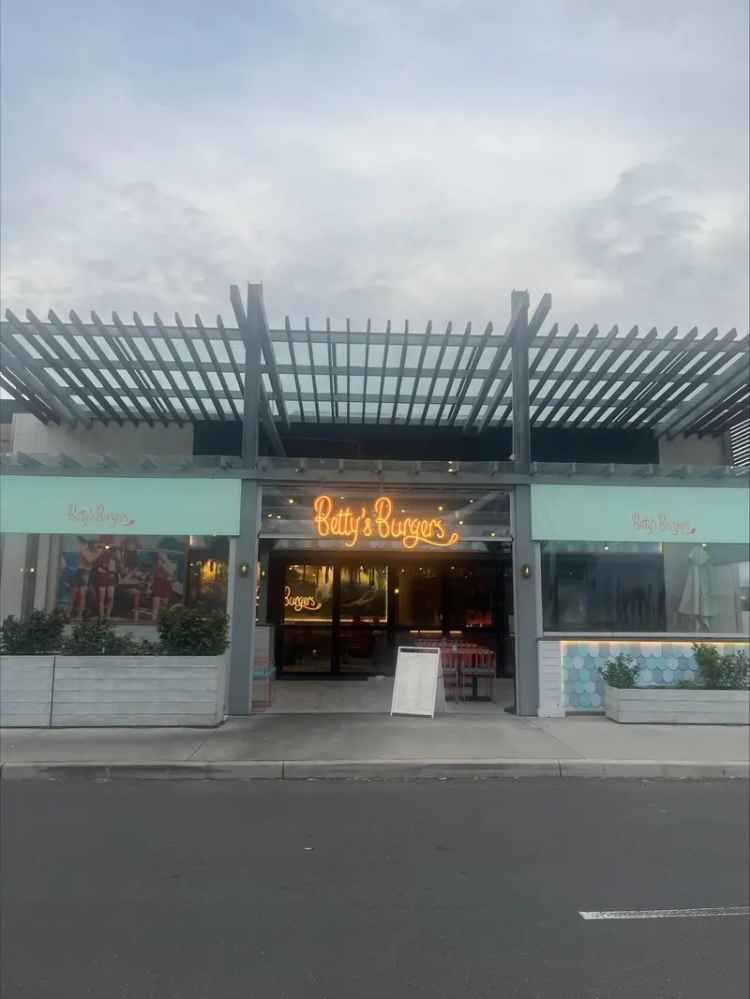 Bettys Burgers Franchise For Sale Torquay