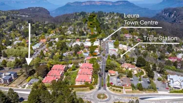 Leura Development Opportunity 3100 Sqm R1 Zoned Land Near Station