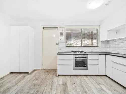 Rent 1 Bedroom Apartment Perth CBD Modern and Convenient