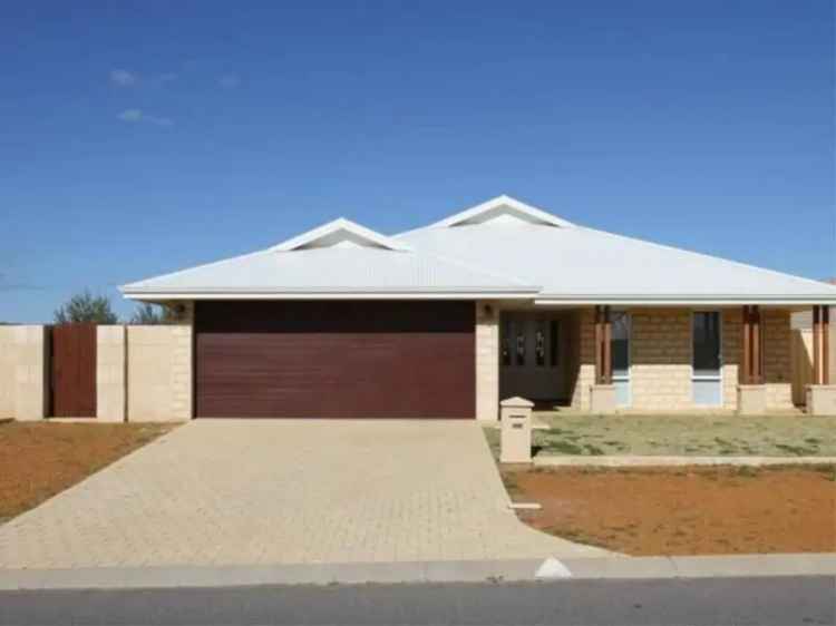 House For Sale in Geraldton, Western Australia