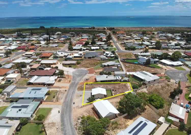 Charming Lil House with Huge Potential in Original J Bay